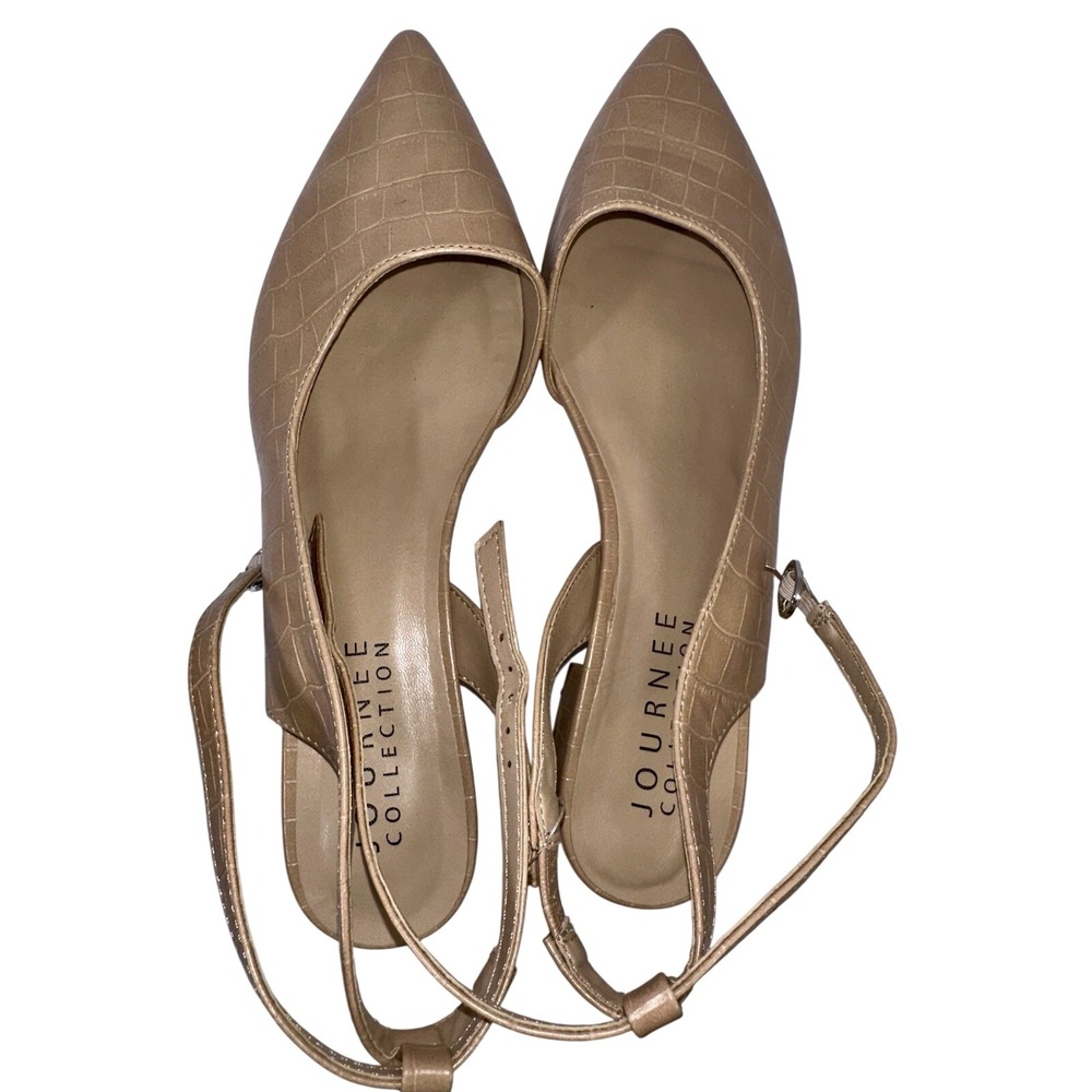 Journee Collection Tan Women's Faux Crocskin Dress Shoe Slingback 9.5Wide